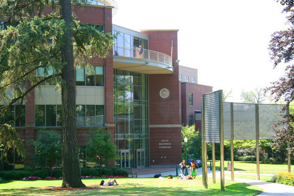 Rear facade of Lillis Business Complex of Lundquist College of Business at University of Oregon. Eugene, OR.