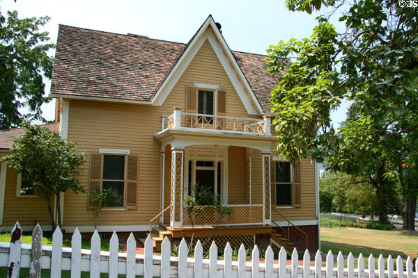 C.C. Beekman House (1876) (352 E California St.). Jacksonville, OR. Style: Gothic Revival.