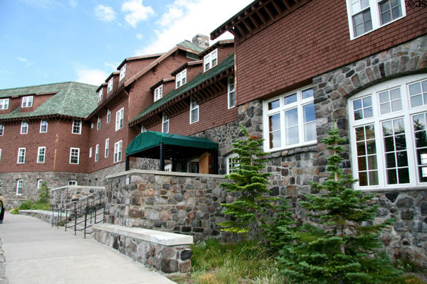 Facade of Crater Lake Lodge. OR.