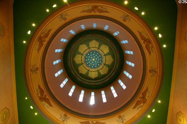 Dome interior of Oregon State Capitol. Salem, OR.