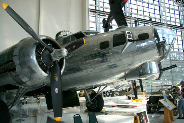 Boeing B-17G Flying Fortress (1945) at Evergreen Aviation & Space Museum. OR.