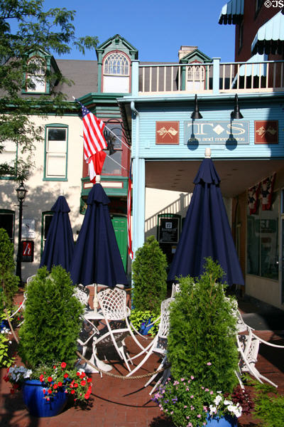 Cafe on northwest corner of Lincoln Square. Gettysburg, PA.