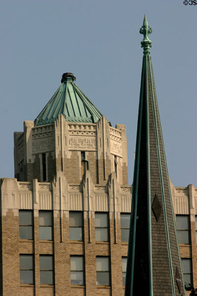 Payne Shoemaker Building octagonal tower. Harrisburg, PA. Style: Art Deco.