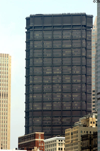 U.S. Steel Tower (1970) (600 Grant St.) (64 floors). Pittsburgh, PA. Architect: Harrison, Abramovitz & Abbe.