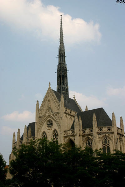 Central spire of nearly symmetrical Gothic Heinz Chapel church. Pittsburgh, PA.