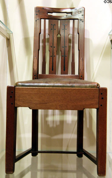 Side chair (c1908) by Greene & Greene of Pasadena, CA at Carnegie Museum of Art. Pittsburgh, PA.