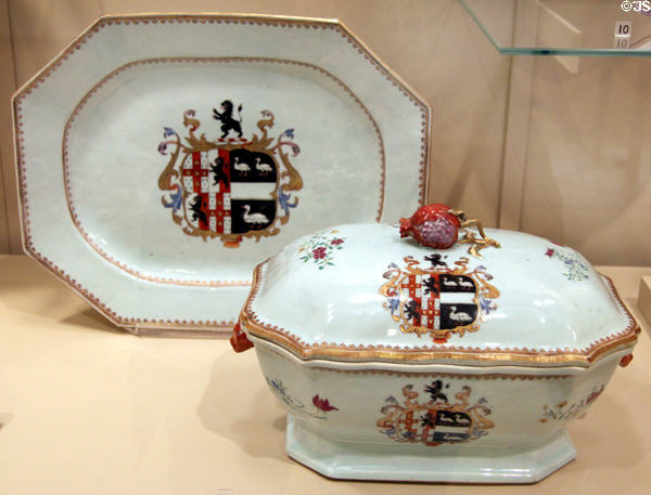 Chinese porcelain tureen & stand with coat of arms (c1745) at Carnegie Museum of Art. Pittsburgh, PA.
