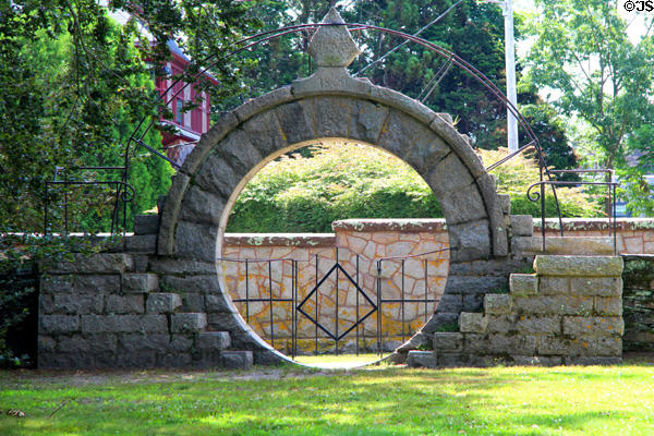 Round gate at side of Chateau-sur-Mer. Newport, RI.