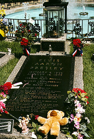 Elvis Presley's grave at Graceland. Memphis, TN.