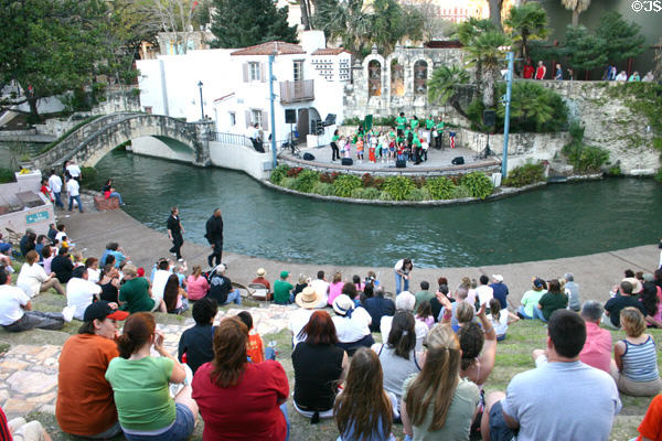 Arneson River Theatre spans river & Riverwalk. San Antonio, TX.