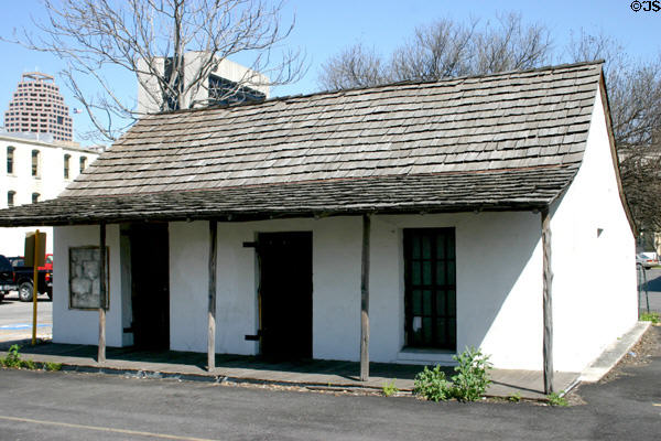 Adobe house (c1835) in Casa Navarro State Historic Park, one of a group of adobe buildings (228 S. Laredo St.). San Antonio, TX.
