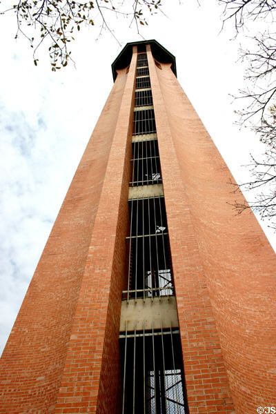 Trinity University T. Frank Murchison Memorial Tower (1964). San Antonio, TX. Architect: O'Neil Ford & Bartlett Cocke.