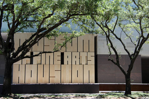 Museum of Fine Arts, Houston sign on Moneo's Beck Building (2000). Houston, TX.