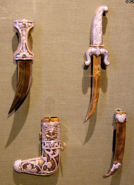 Two gold & diamond knives (20th C) from Saudi Arabia at San Antonio Museum of Art. San Antonio, TX.
