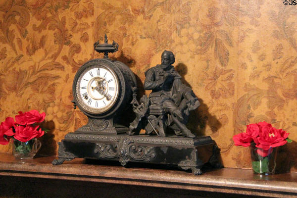 Mantle clock probably depicting Shakespeare in dining room at Earle-Napier-Kinnard House. Waco, TX.