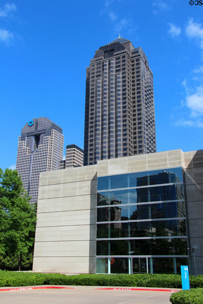 Dallas Museum of Art with nearby skyscrapers. Dallas, TX.