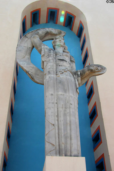 France six flags Art Deco statue (1936) by Raoul Jossett at Automobile Hall at Fair Park. Dallas, TX.