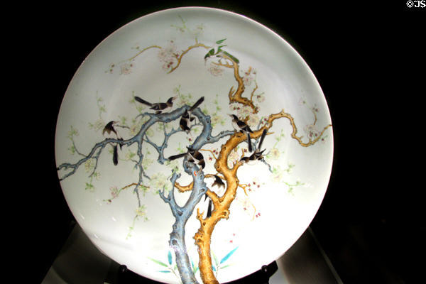 Porcelain plate with magpies on tree branch (20thC) from China at Utah Museum of Fine Art. Salt Lake City, UT.