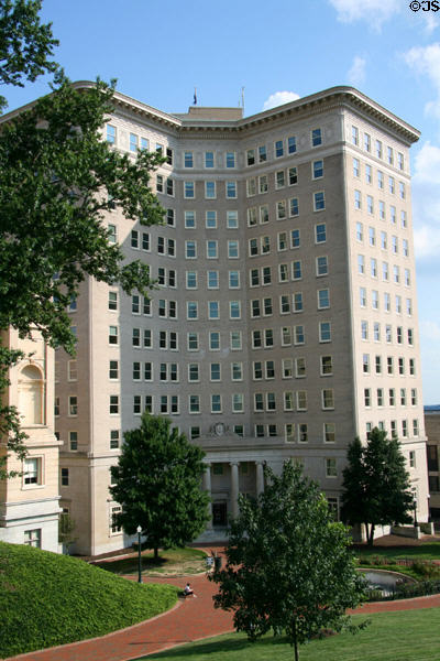 Washington State Office Building (1922) (13 floors) (1100 Bank St.). Richmond, VA. Architect: Carneal & Johnston.