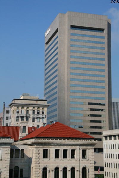 SunTrust Plaza (1983) (26 floors) (919 E. Main St.). Richmond, VA. Architect: FABRAP.