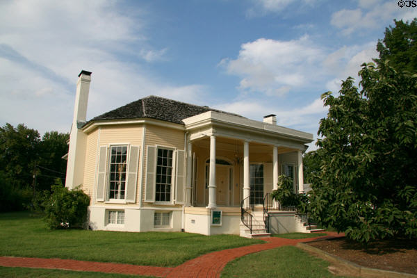 Violet Bank Museum (1815) (303 Virginia Ave.) served as Robert E. Lee's headquarters (June 17, - Oct. 28, 1864) during the Siege of Petersburg. Colonial Heights, VA.