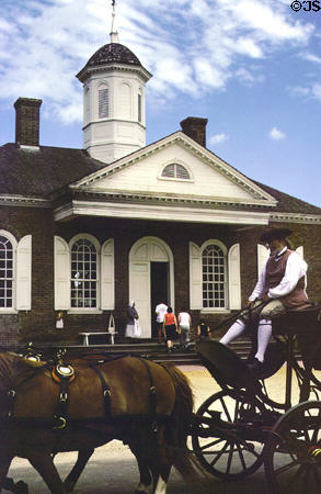 Courthouse (1770) & carriage. Williamsburg, VA.