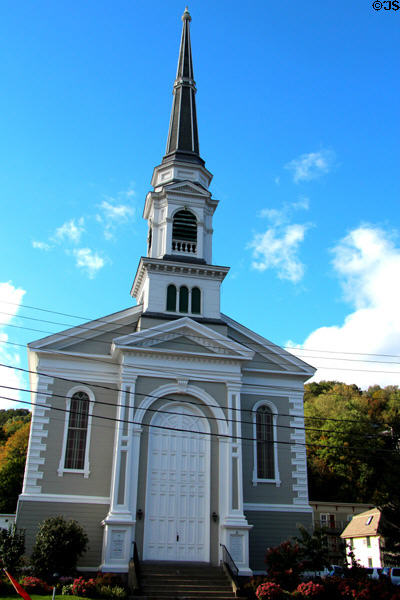 Unitarian Church of Montpelier (1865) (134 Main St.). Montpelier, VT. Architect: Thomas W. Silloway.