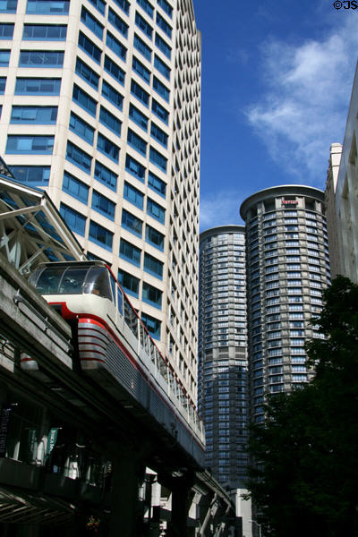Westin Seattle Towers (1982) (47 floors) & Seattle Monorail. Seattle, WA. Architect: John Graham & Assoc..