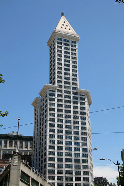 Smith Tower (1914) (38 floors) (502 2nd Ave. at Yesler Way). Seattle, WA. Architect: Gaggin & Gaggin.