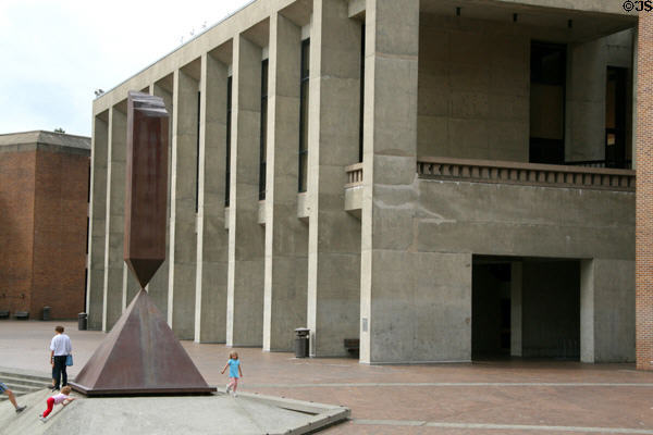 Kane Hall (1971) & sculpture on Central Plaza at University of Washington. Seattle, WA.