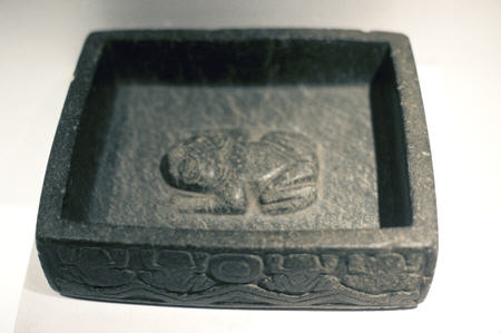 Frog dish (400 BCE) from Pukara Lake in Titicaca Region in Inca Museum, Cusco. Peru.