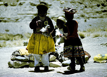 Native children in Cañahuas. Peru.