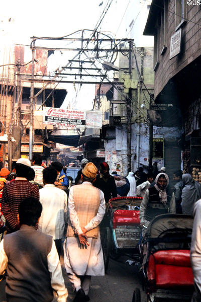 Narrow streets of Chandri Chowk in old part of Delhi. Delhi, India.