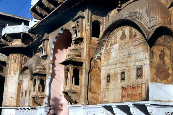 Mandawa area haveli in need of restoration. India.