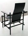 Armrest chair by Gerrit Thomas Rietveld for Gerard van de Groenekan of Utrecht, NL at Pinakothek der Moderne. Munich, Germany.