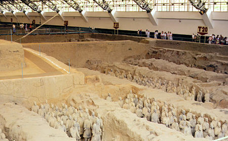 Rows of soldier statues to accompany the dead royalty in the afterlife, Qin Tombs, Xi'an. China.