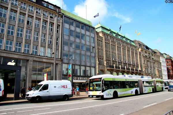 Buildings & traffic along Jungfernstieg. Hamburg, Germany.