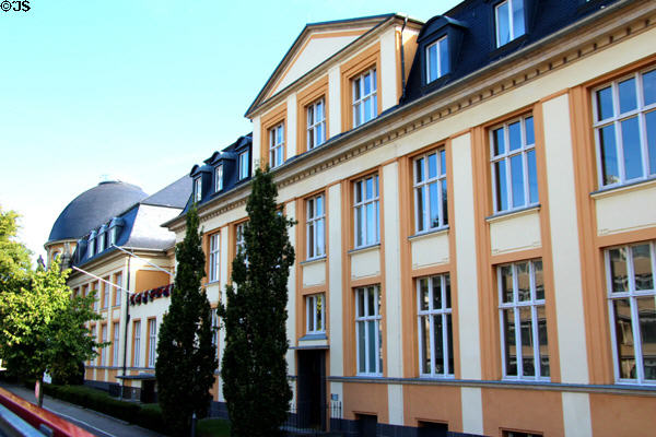 Bucerius Law School Jungiusstraße at St Pauli on Old Botanical Garden. Hamburg, Germany.