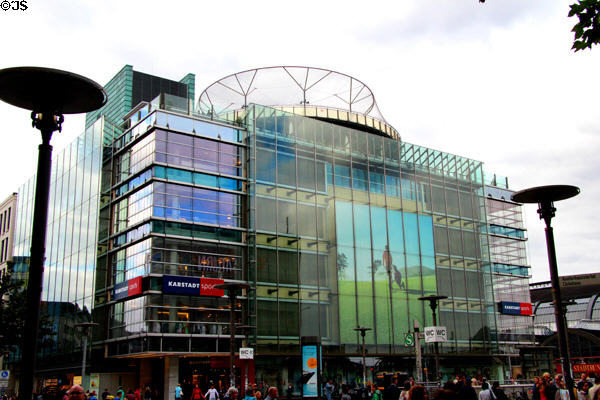Modern architecture department store on Mönckebergstraße opposite Central Rail Station. Hamburg, Germany.