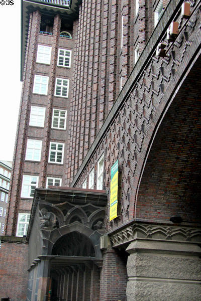 Arcade on Chilehaus. Hamburg, Germany.