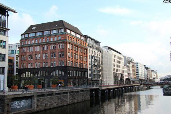 Buildings lining Herrengrabenfleet canal in old town. Hamburg, Germany.