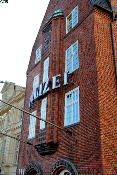 Davidwache police station decorative ceramic elements by Richard Kuöhl near Reeperbahn. Hamburg, Germany.