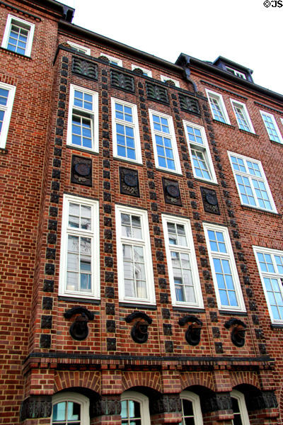 Davidwache police station decorative ceramic elements by Richard Kuöhl near Reeperbahn. Hamburg, Germany.