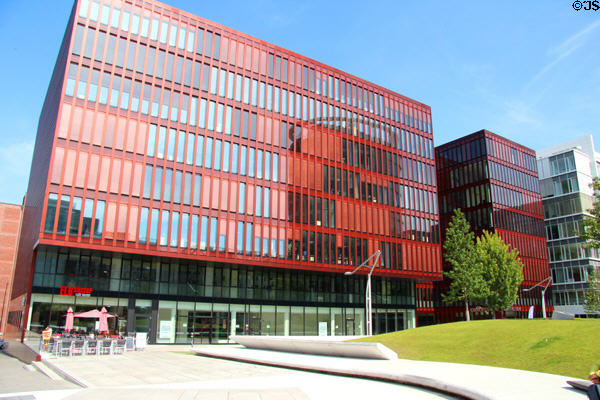 Modern apartment building (Am Sandtorkai 50) in HafenCity. Hamburg, Germany.