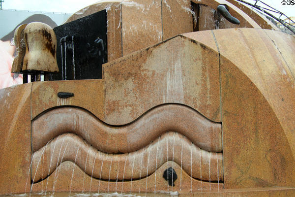 Europa Centre World Fountain (1983) by Joachim Schmettau. Berlin, Germany.