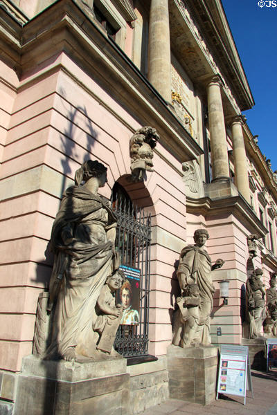 Statuary lining exterior of recreated (post WWII) German Historical Museum building. Berlin, Germany.