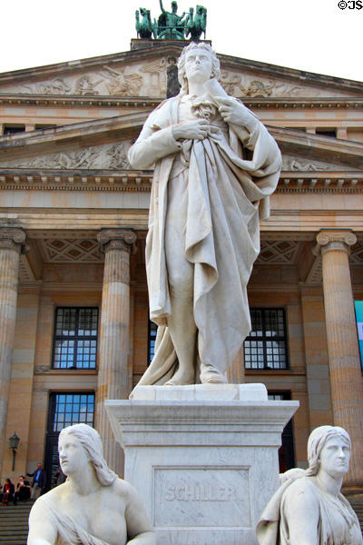 Marble monument to Friedrich Schiller (1871) by Reinhold Begas before Konzerthaus Berlin on Gendarmenmarkt. Berlin, Germany.