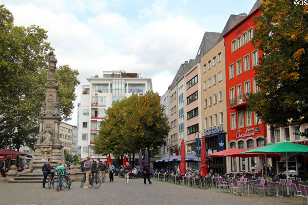 Alter Markt (Old Market) square with Jan von Werth fountain. Köln, Germany.