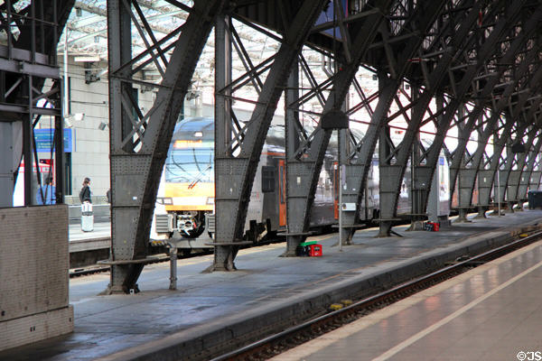 Girders supporting roof at Köln Central Station. Köln, Germany.