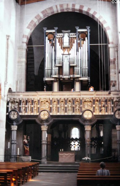 St Mary in the Capitol interior (11thC) design based on the Church of the Nativity in Bethlehem. Köln, Germany. Style: Romanesque.